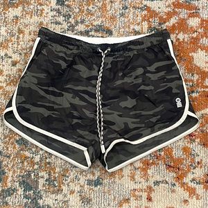 Bandier & Solid & Striped XS Shorts